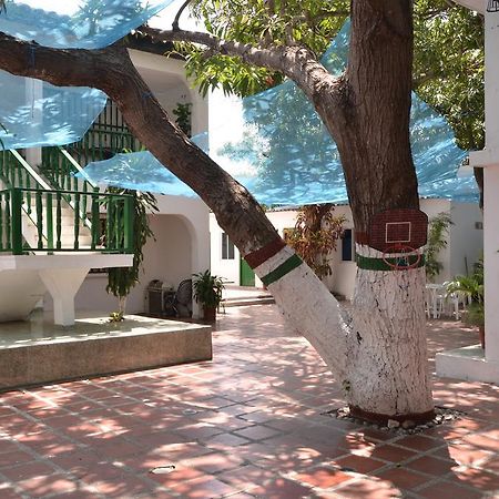 Hotel Vargas Airport Cartagena エクステリア 写真